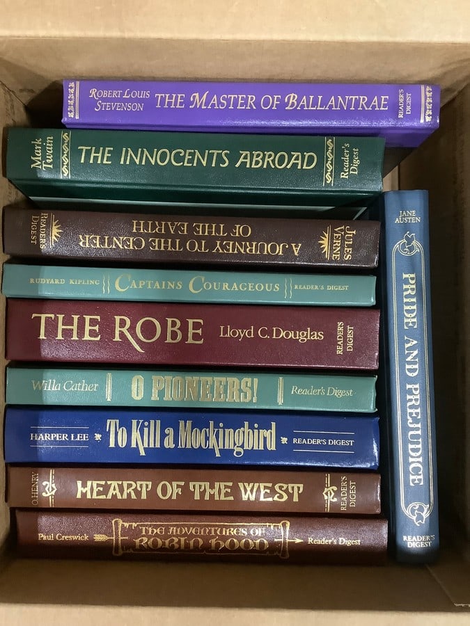 Various hardcover books(To Kill a Mockingbird, The Robe, Heart of the West, and more): Various hardcover books(To Kill a Mockingbird, The Robe, Heart of the West, and more)