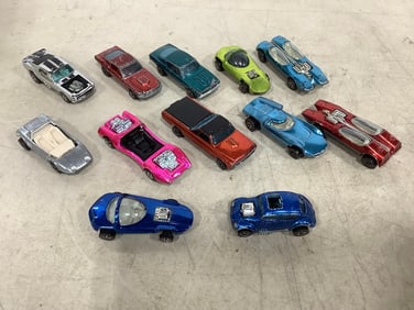 Vintage toy cars(HotWheels and more)