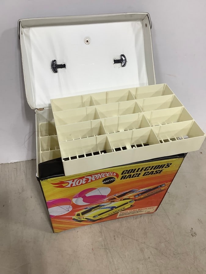 HotWheels Collector's race case (1 of 1)