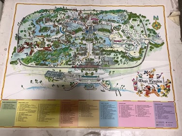 A Guide to the Magic Kingdom Disney map(31.5in.x39.5in.)