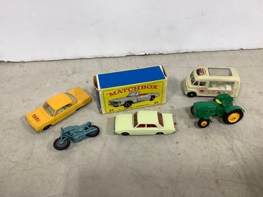 Vintage toy cars(Matchbox and more)