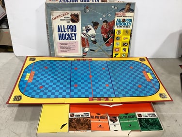 Official NHL All Pro Hockey vintage game in box