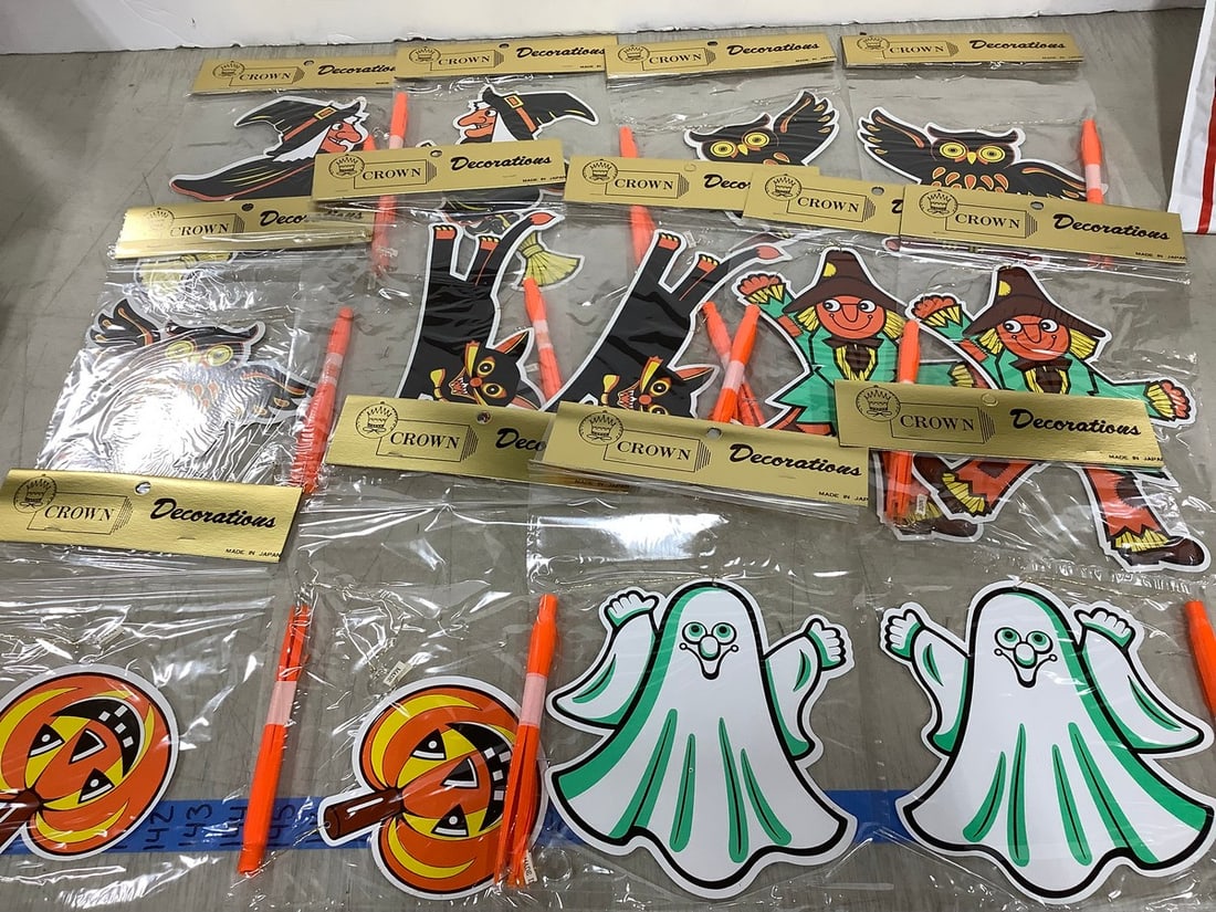 1970's Halloween decor made in japan (1 of 1)