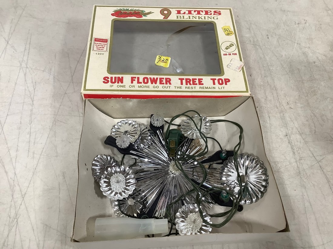 Vintage 1960's Christmas sunflower Tree Topper: Vintage 1960's Christmas sunflower Tree Topper
