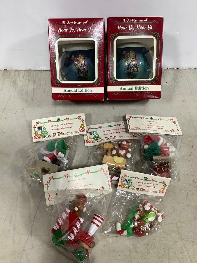 MJ Hummel annual edition Christmas ornaments and Ron Gordon wooden Christmas ornaments(new in: MJ Hummel annual edition Christmas ornaments and Ron Gordon wooden Christmas ornaments(new in package)