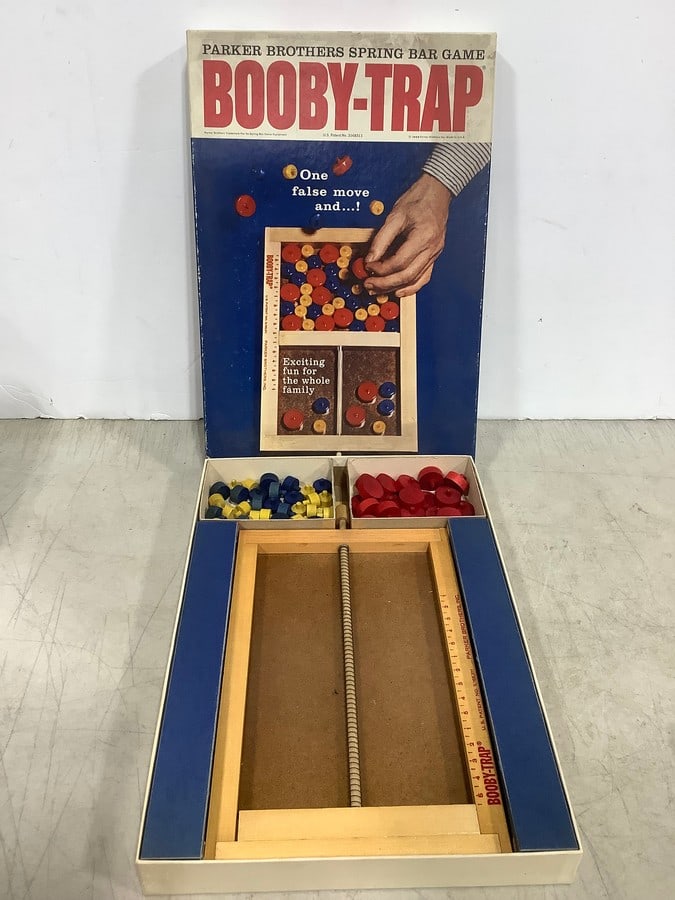 Vintage Booby Trap board game in  box (1 of 1)