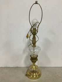 Vintage Bombay Co. Regency style lamp(28.5in.tall)