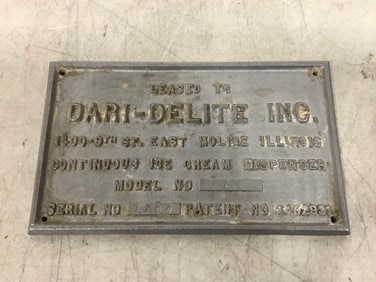 Dari-Delite Inc. metal sign(4.5in.x7.5in.)