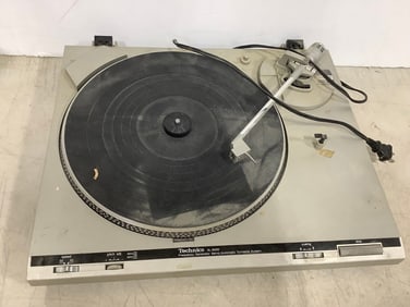 Technics Frequeny Generator Servo Automatic Turntable system(model:SL-B200)