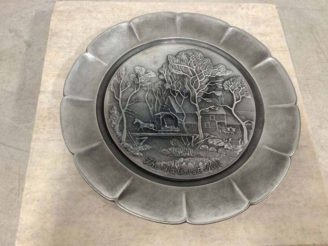 1975 Pewter Plate: 1975 Pewter Plate