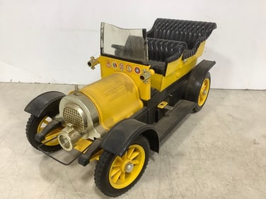 Vintage 1970s Remco Toy Car