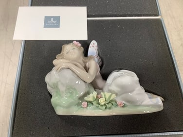 Princess of the Fairies Ceramic Lladro Figure - 07694 (5in Tall)