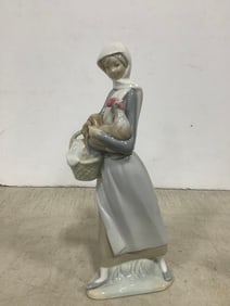 Lladro fine porcelain collectible statue(10in.tall)