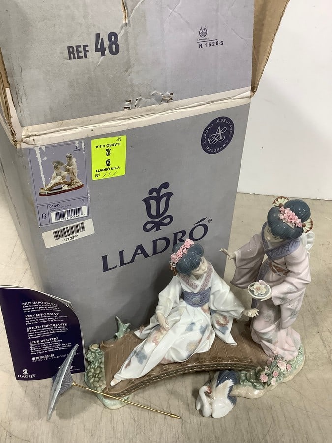 Lladro Springtime in Japan porcelain collectible statue(12in.tall) (1 of 1)
