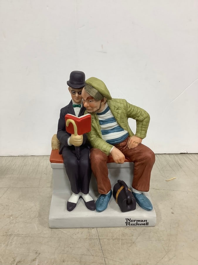 Norman Rockwell The Interloper porcelain figure(6.5in.tall): Norman Rockwell The Interloper porcelain figure(6.5in.tall)