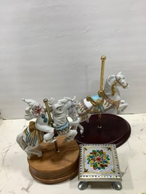 The Franklin Mint Magic Carousel collectible(11.25in.tall) and musical carousel ceramic