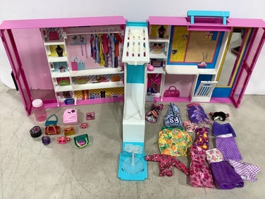 Barbie playset with Barbie clothing/accessories