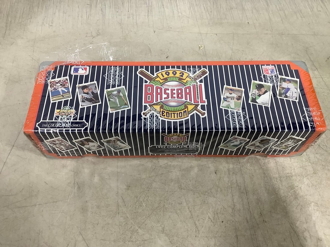 1992 Upper Deck baseball card set(new in box) (1 of 1)