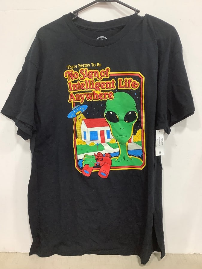 No Sign of Intelligent Life Anywhere tshirt(XL): No Sign of Intelligent Life Anywhere tshirt(XL)