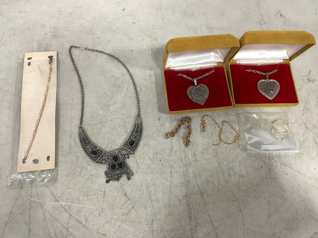 Vintage gold filled and other jewelry: Vintage gold filled and other jewelry