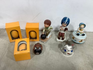 Anri eggs and decorative statues(Tallest - 5in)