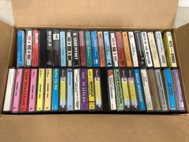 Various casettes(Oscar Peterson, The Beatles, Gene Pitney, and more)