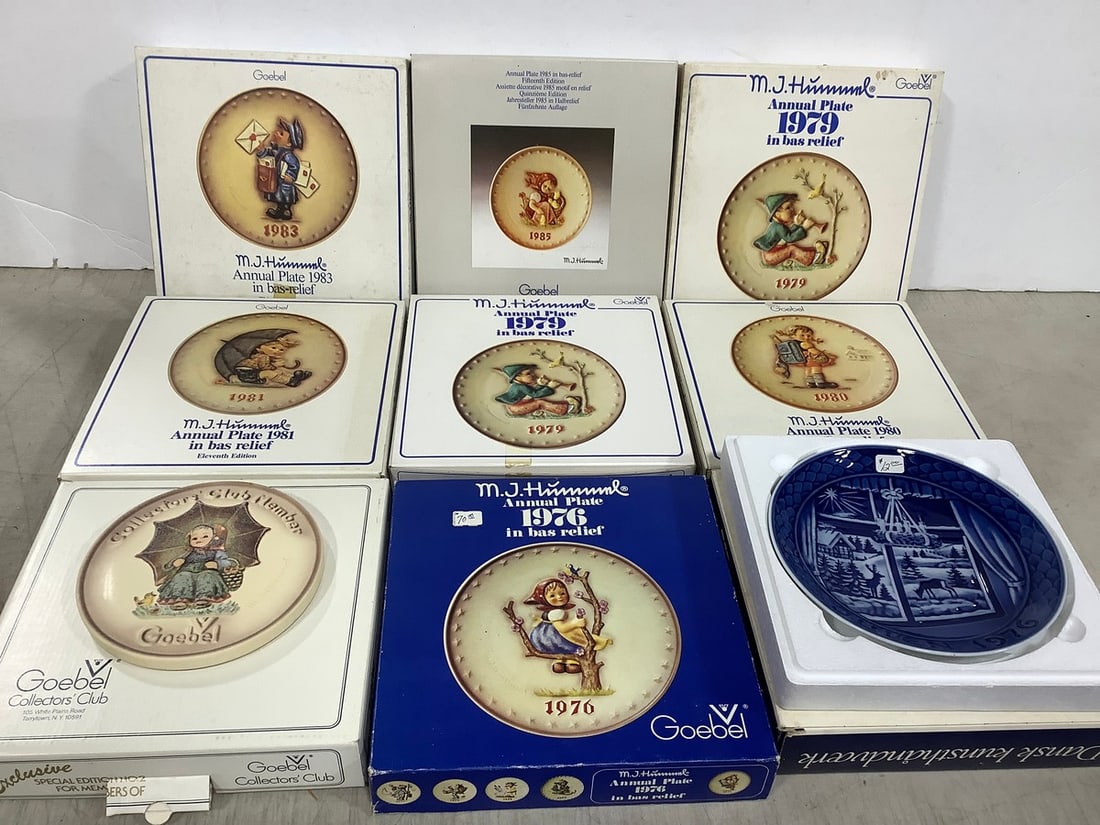 Various Decorative 1970s Goebel Plates: Various Decorative 1970s Goebel Plates