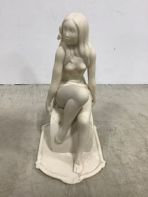 Laszlo Ispanky Nude Girl Sitting Statue (9.5in Tall) *foot chipped*
