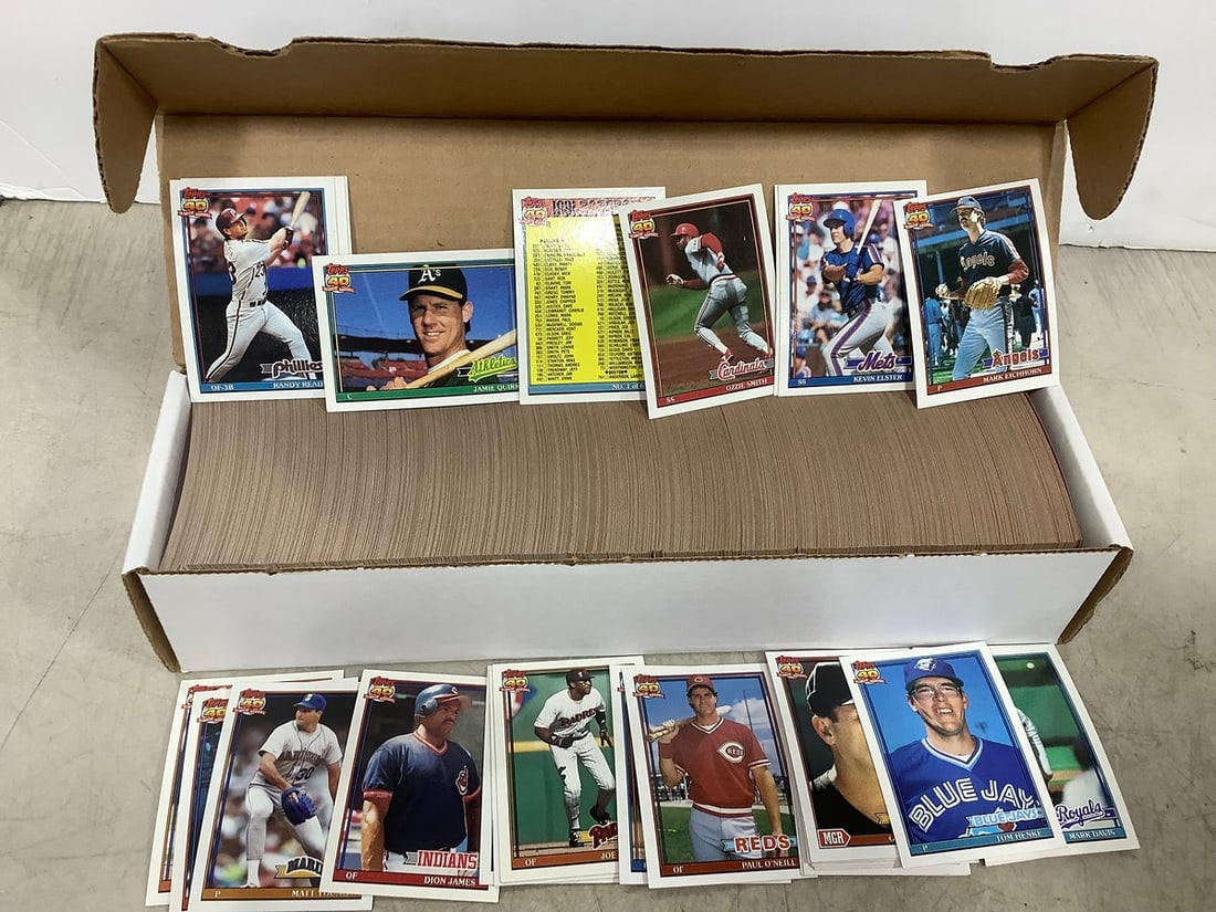1992 Topps Baseball Cards *complete set* (1 of 1)