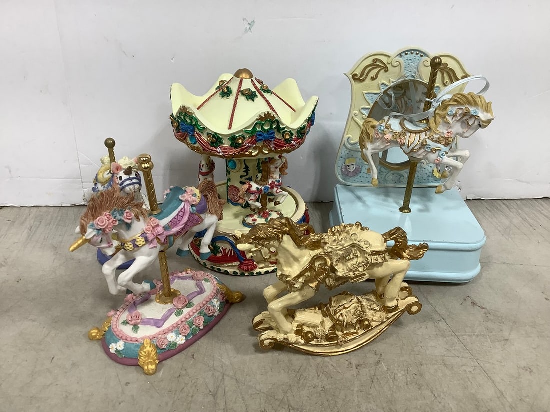 Music Box Carousels and Statues (Tallest - 6.5in): Music Box Carousels and Statues (Tallest - 6.5in)