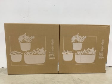 Magnetic Flower Pots *new in box*