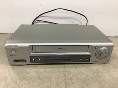 Magnavox VHS Player (MVR430)