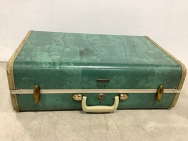 Samsonite Suitcase (13.5inx21in6.5in)