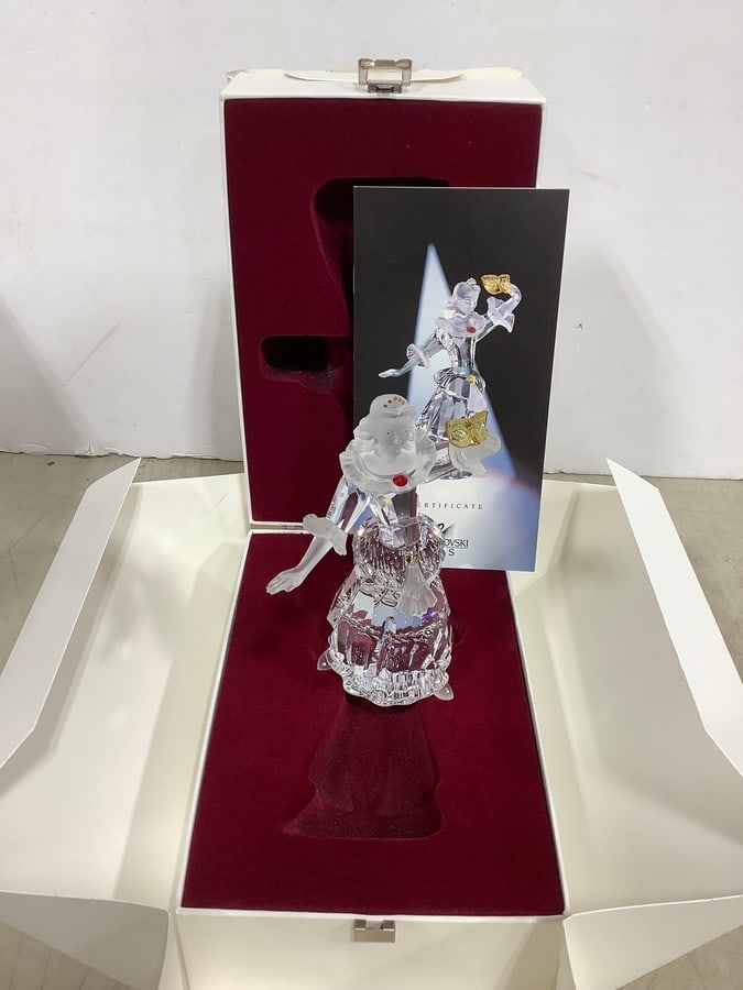 Swavorski Masquerade Columbine 2000 annual edition crystal statue in box(6.5in.tall) (1 of 1)