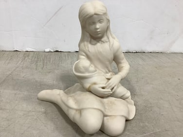 Laszlo Ispanky Ceramic Girl Statue (5.75in Tall)