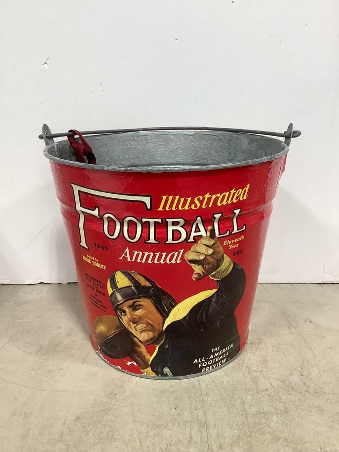 Illustrated 1940 football annual tin bucket(12in.tall): Illustrated 1940 football annual tin bucket(12in.tall)