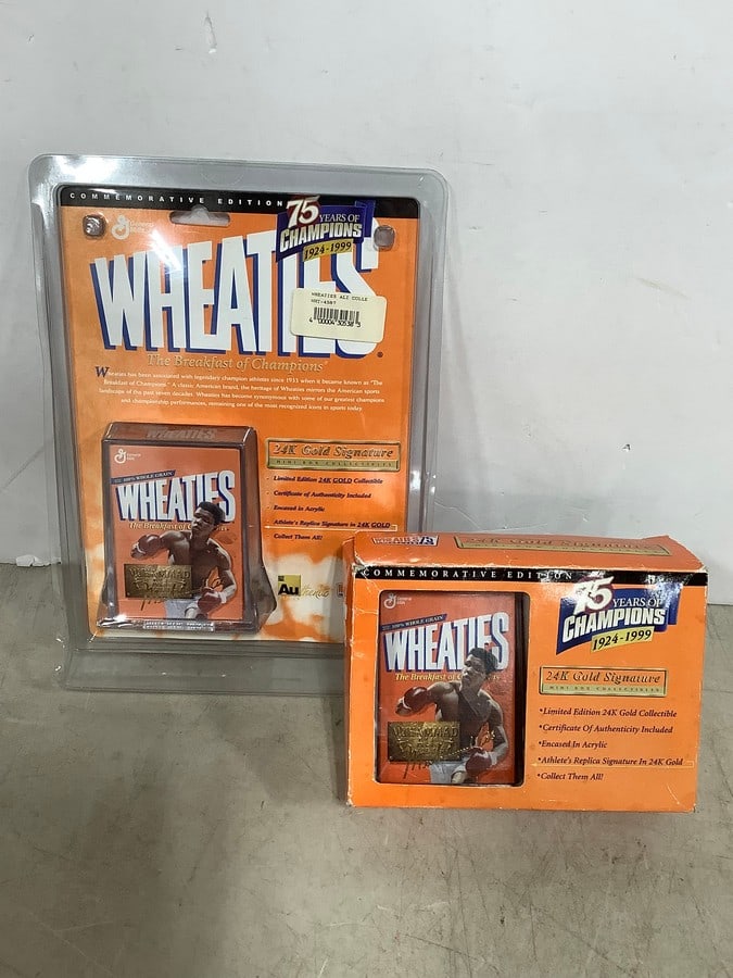 Wheaties 24k gold signature collectibles(new in package): Wheaties 24k gold signature collectibles(new in package)