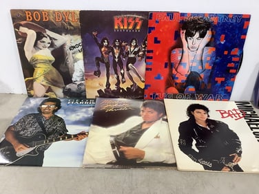 Vintage records(Michael Jackson, Kiss, Paul McCartney, and more)