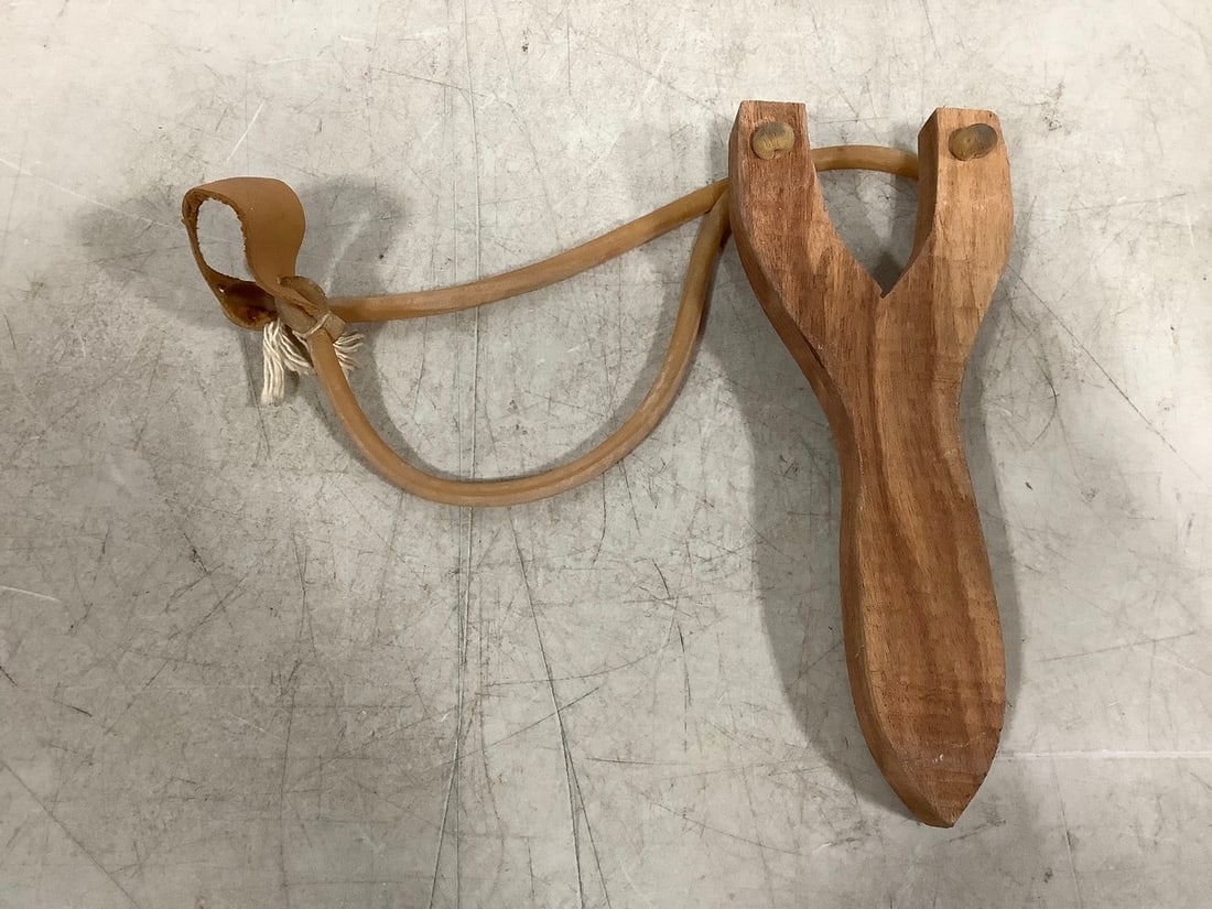 Vintage wooden slingshot: Vintage wooden slingshot