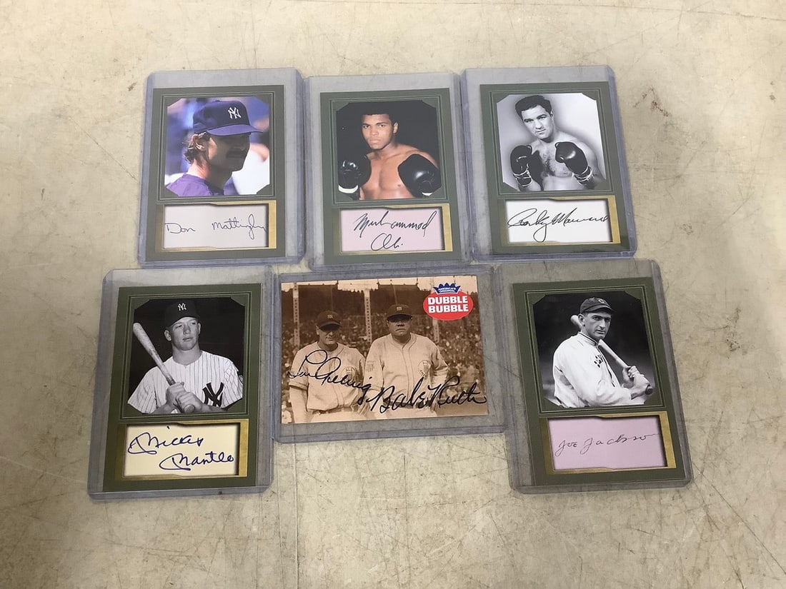 Collector's cards in plastic cases(Muhammad Ali, Don Mattingly,Mickey Mantle, and more): Collector's cards in plastic cases(Muhammad Ali, Don Mattingly,Mickey Mantle, and more)