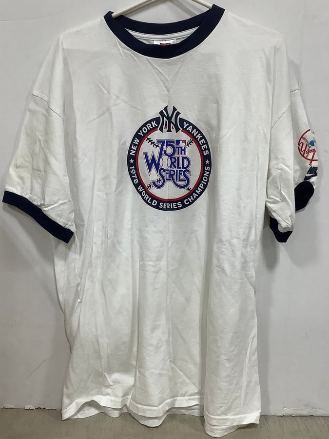 NY Yankees 75th World Series tshirt(XL) (1 of 1)