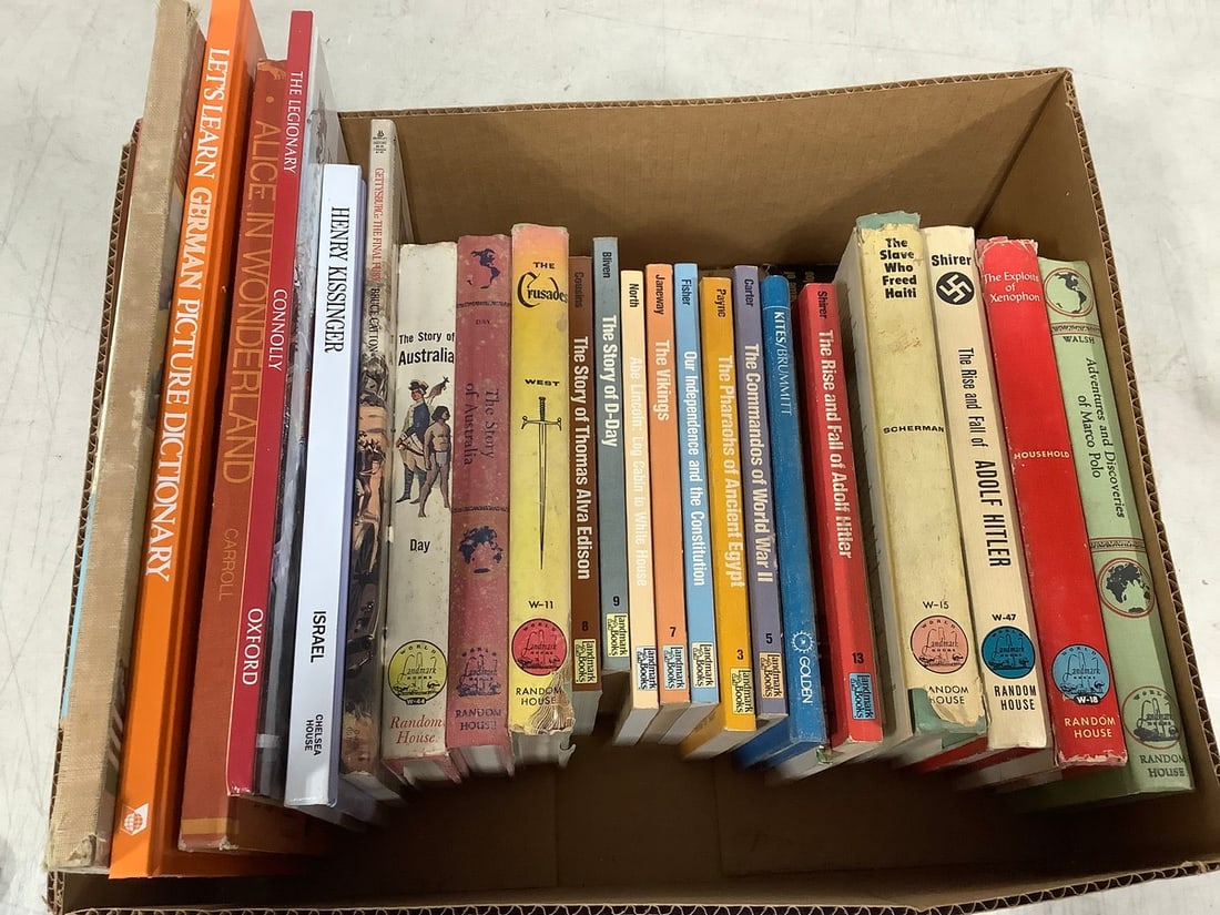 Vintage books(The Story of D-Day, The Rise and Fall of Adolf Hitler, The Story of Australia, and: Vintage books(The Story of D-Day, The Rise and Fall of Adolf Hitler, The Story of Australia, and more)
