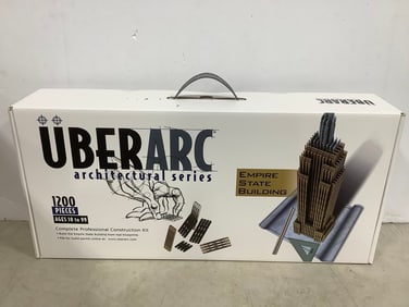 Uberarc architectural series Empire state building set in box