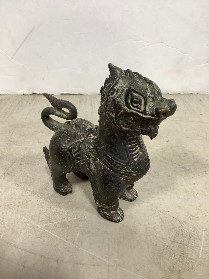 Cast Iron Statue: Cast Iron Statue