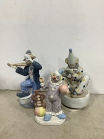 Clown statues(8in.tallest)
