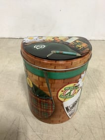 Girl Scouts Tin Can Basket Back Pack with Straps