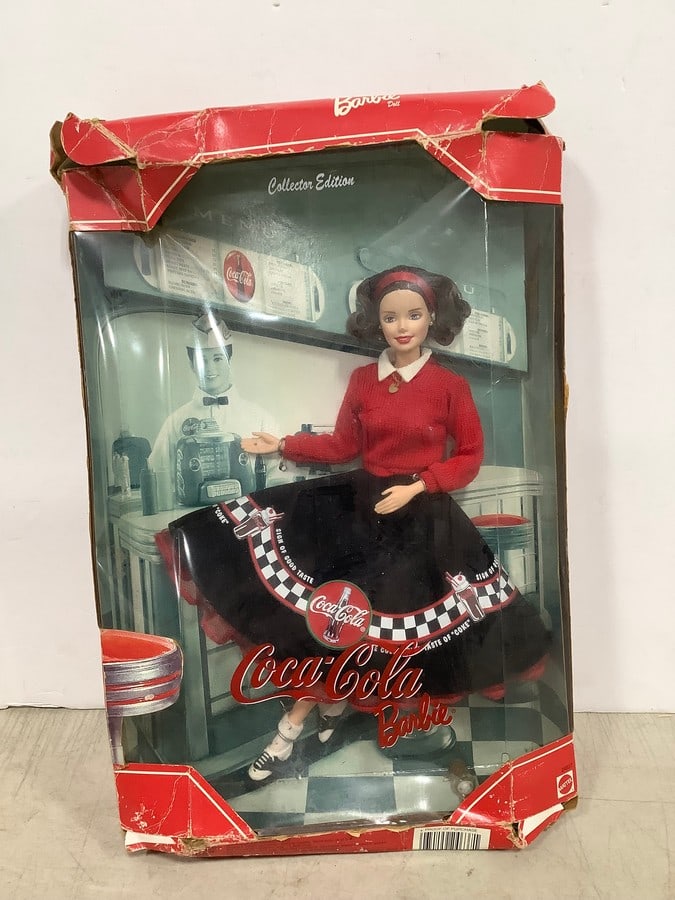 Vintage Coca Cola Barbie doll in box (1 of 1)