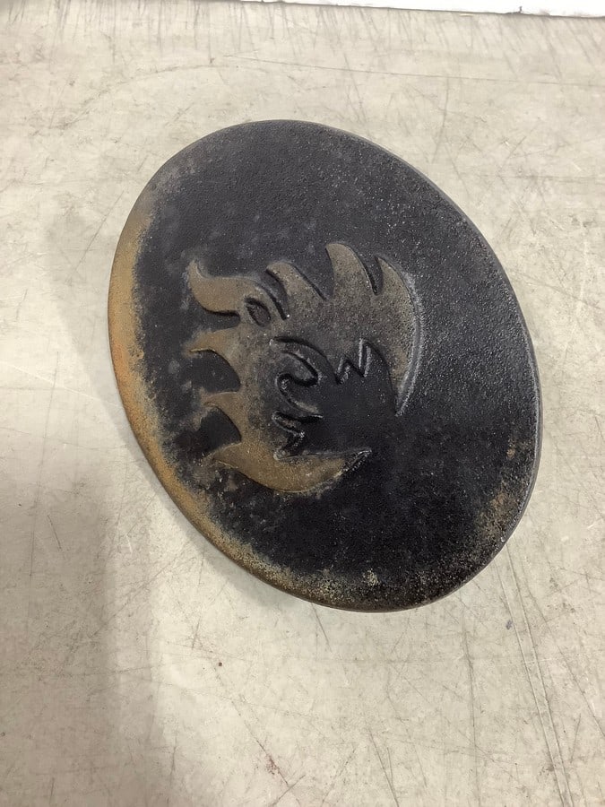 Cast iron press (1 of 1)