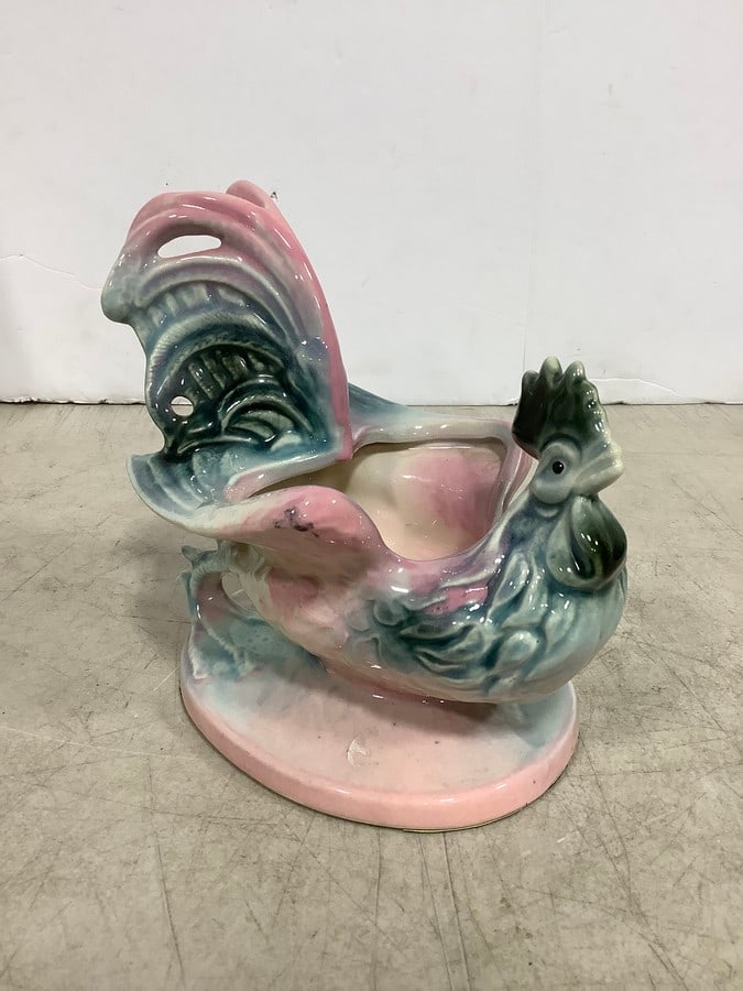 Hull ceramic rooster(6in.tall): Hull ceramic rooster(6in.tall)