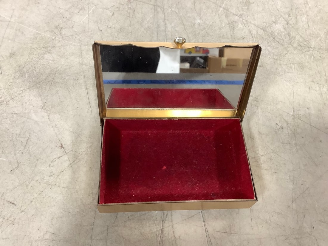 Vintage jewelry organizer with mirror inside: Vintage jewelry organizer with mirror inside